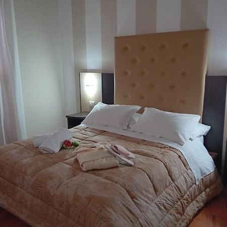 Hotel Sant'Elia เมสซีนา ภายนอก รูปภาพ