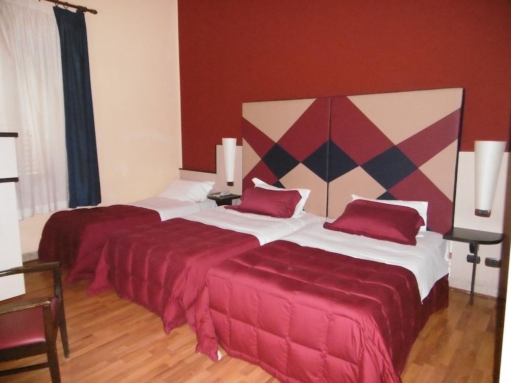 Hotel Sant'Elia เมสซีนา ภายนอก รูปภาพ