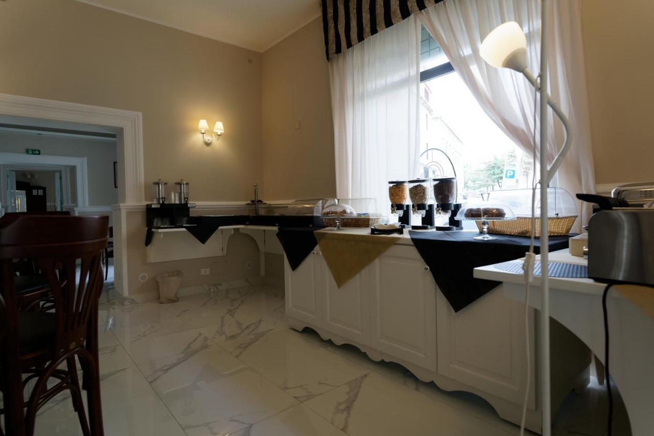 Hotel Sant'Elia เมสซีนา ภายนอก รูปภาพ