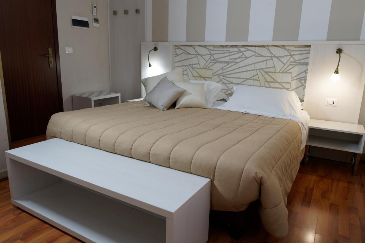 Hotel Sant'Elia เมสซีนา ภายนอก รูปภาพ