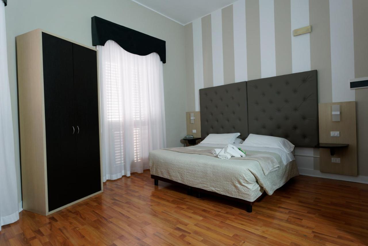Hotel Sant'Elia เมสซีนา ภายนอก รูปภาพ