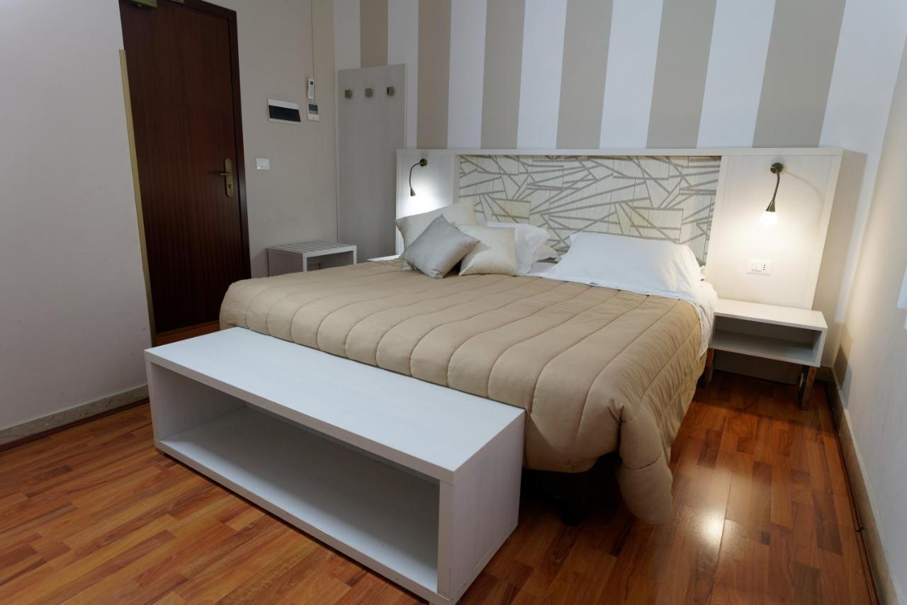 Hotel Sant'Elia เมสซีนา ภายนอก รูปภาพ
