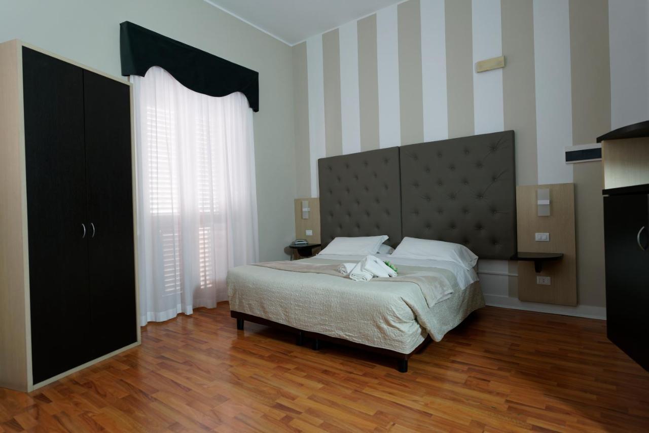 Hotel Sant'Elia เมสซีนา ภายนอก รูปภาพ