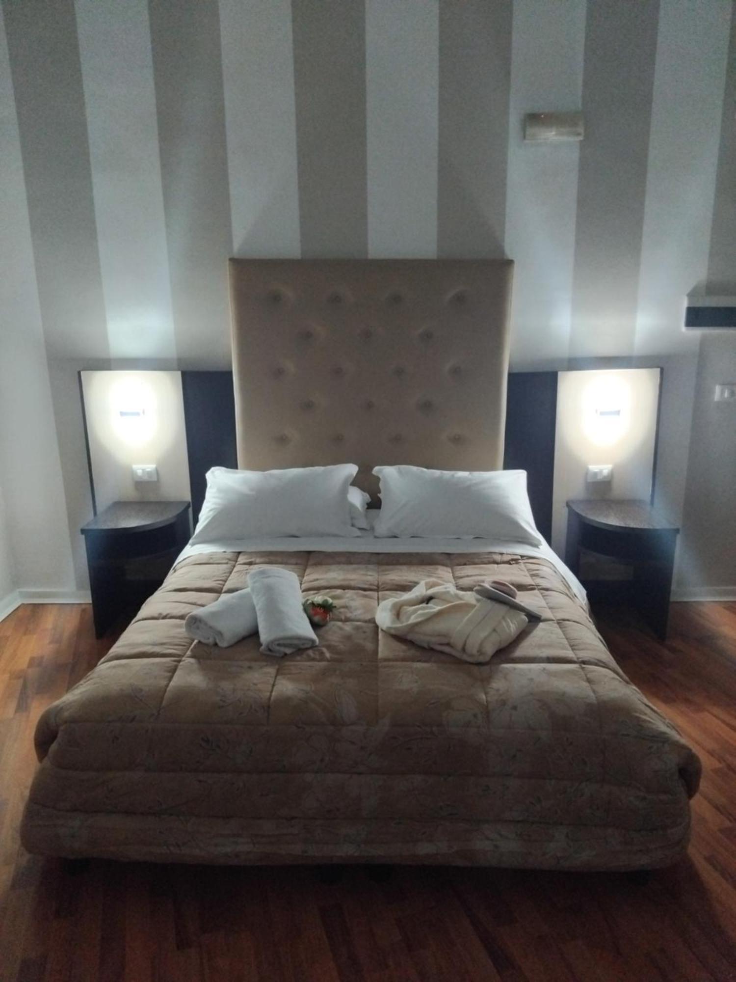 Hotel Sant'Elia เมสซีนา ภายนอก รูปภาพ