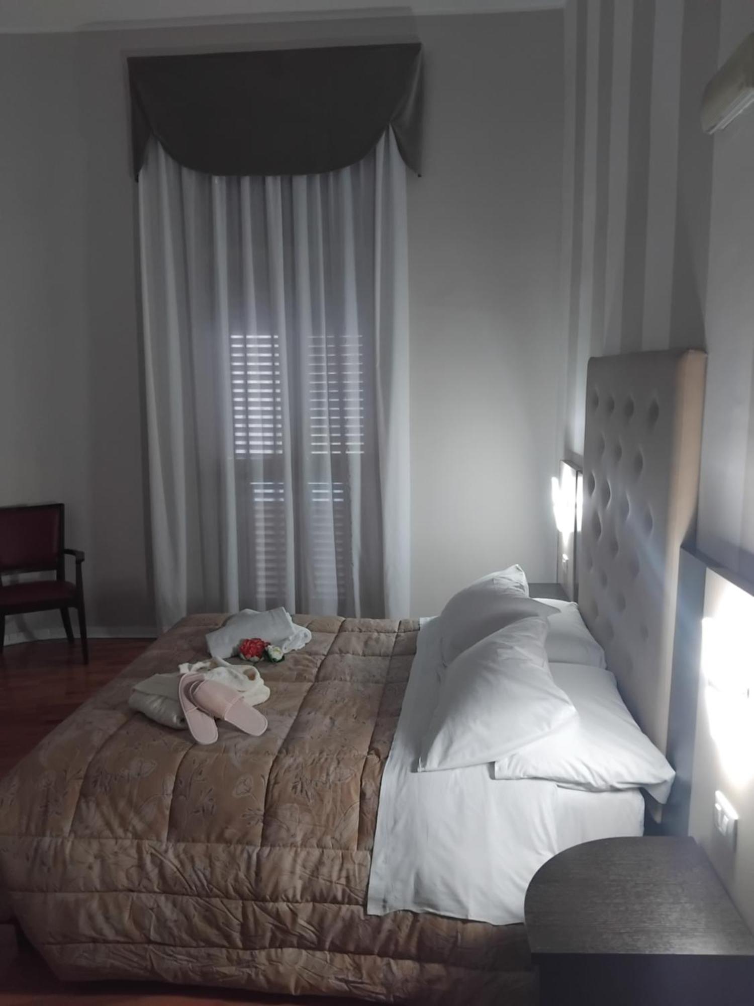 Hotel Sant'Elia เมสซีนา ภายนอก รูปภาพ