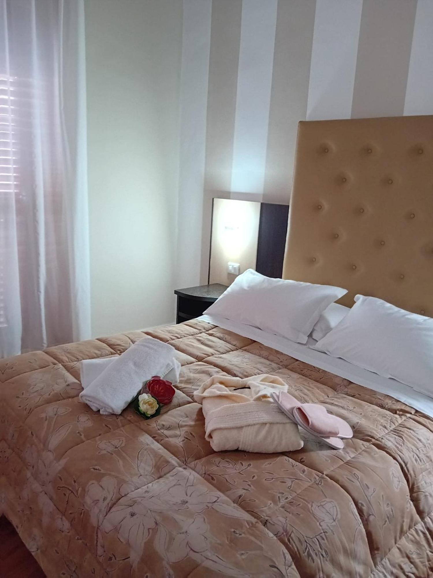 Hotel Sant'Elia เมสซีนา ภายนอก รูปภาพ